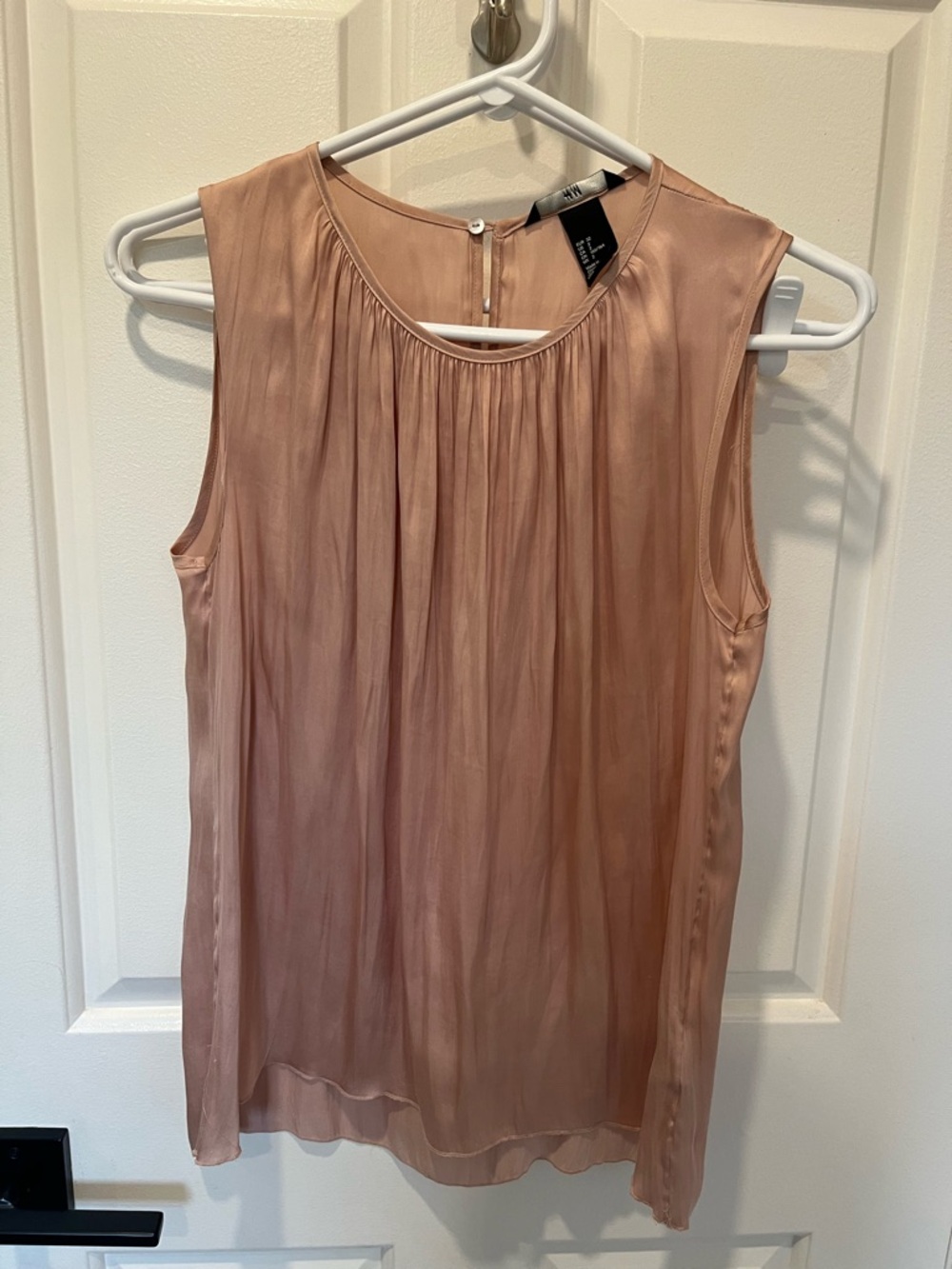 H&M Blush Pink Sleeveless Satin Pleated Neck Top